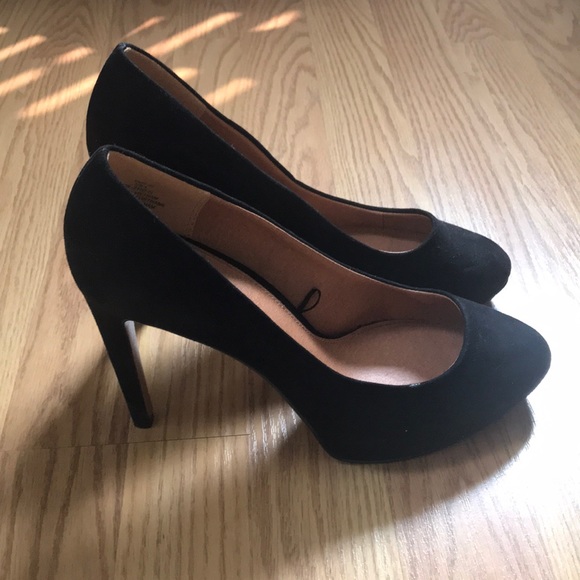 Black Suede Heels - Picture 2 of 6
